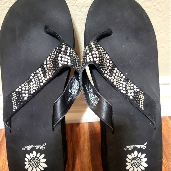 Yellow Box Shoes Like New Yellow Box Flip Flops Poshmark